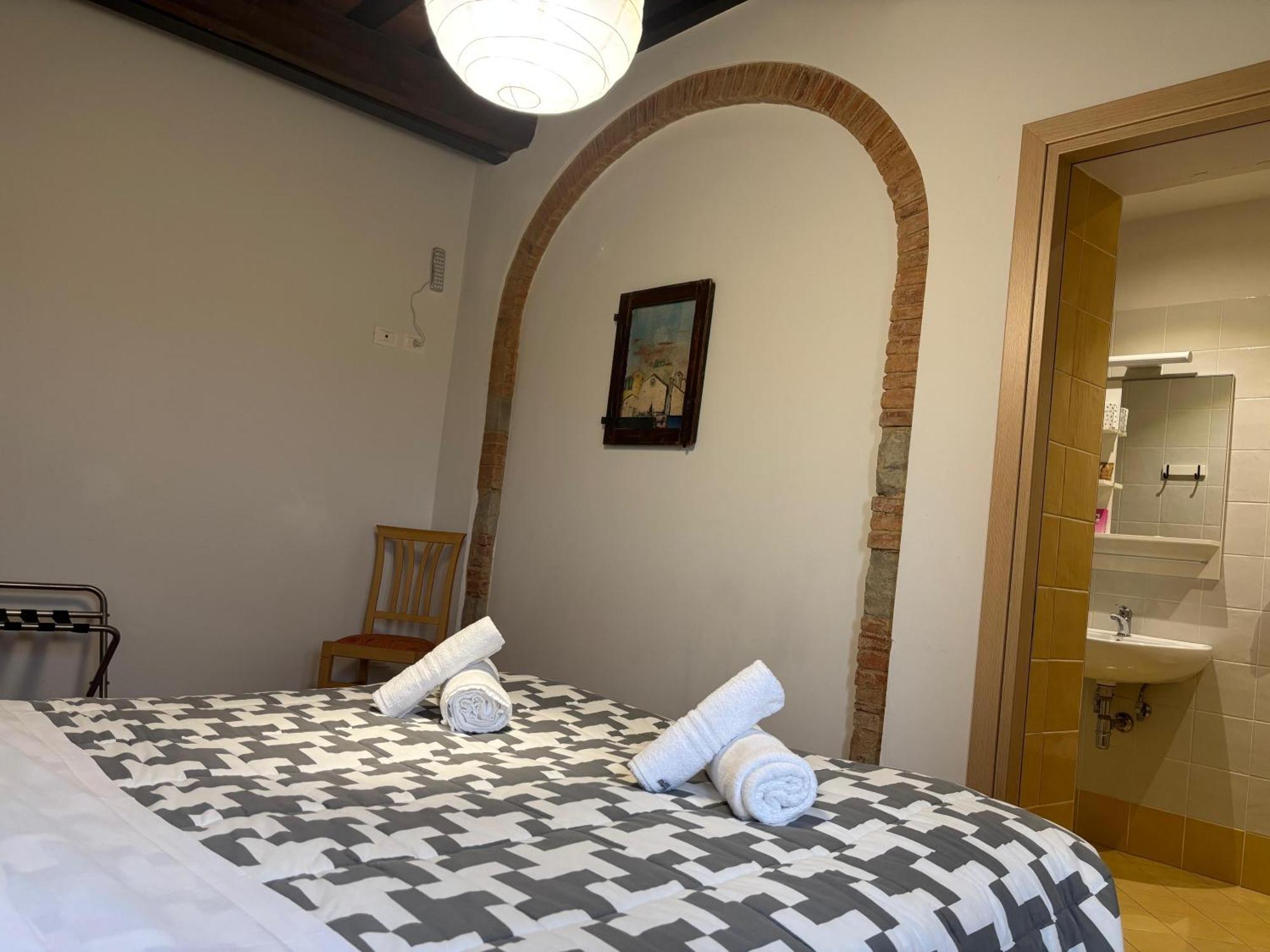 Agriturismo Fattoria Di Loppiano Regina Mundi Vila Vivajo Exterior foto